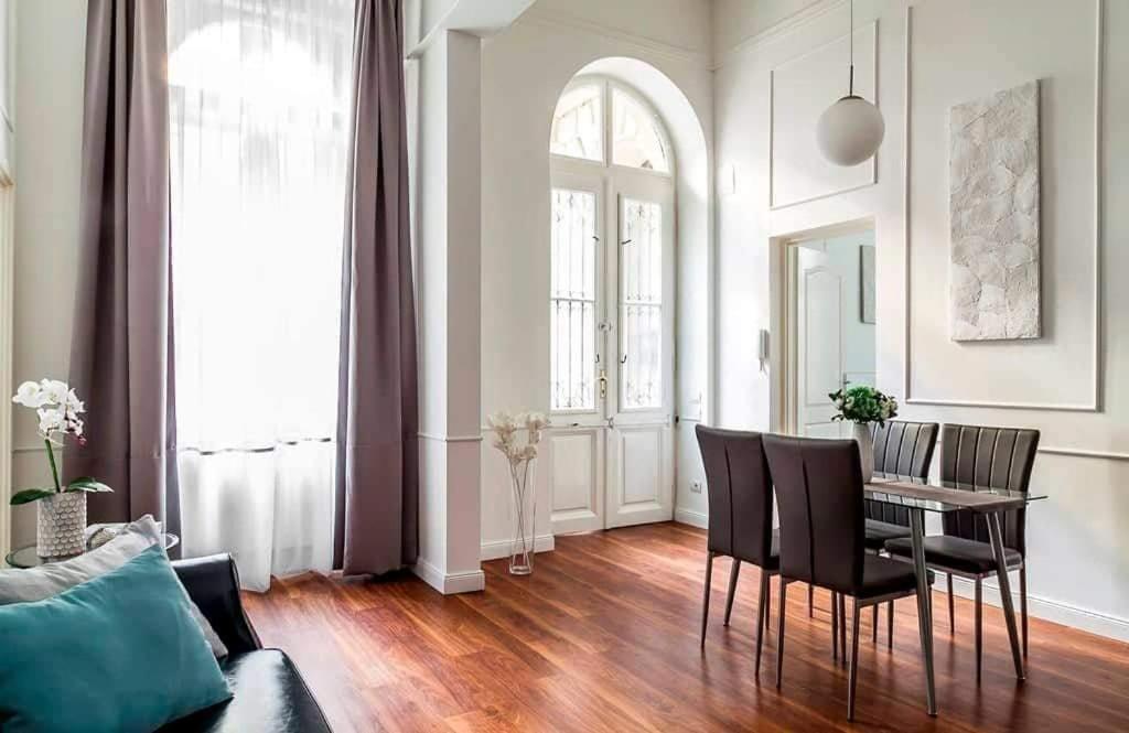 Goldsmith Apartment Budapest Exteriör bild